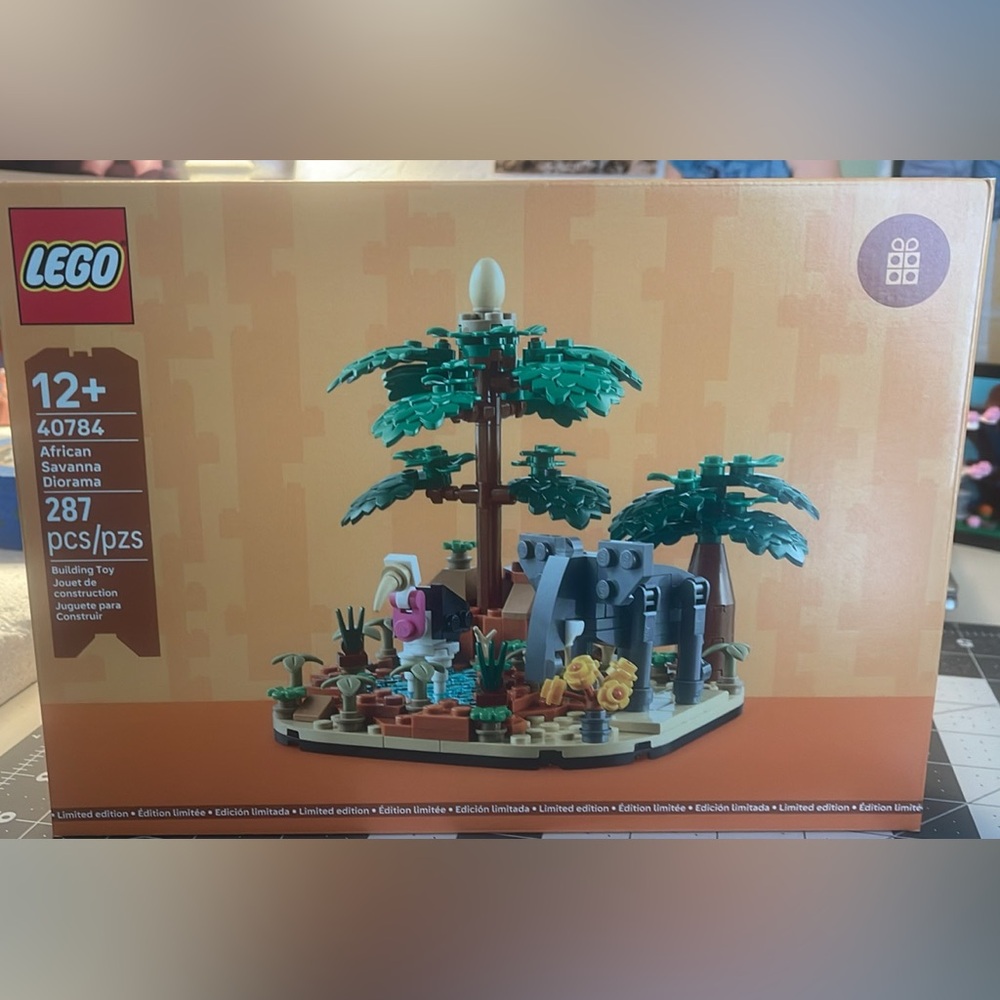 Lego GWP African Diorama